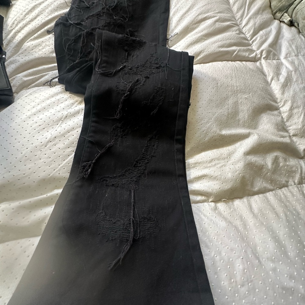 Men's Black Stacked Distressed Jeans